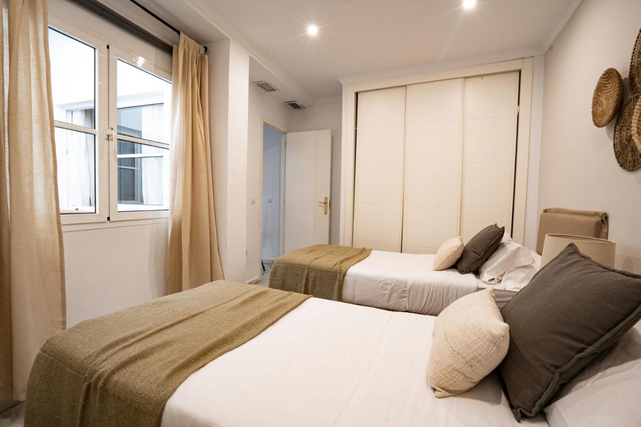 Stay U-Nique Apartments Plaza Constitucion Μάλαγα Εξωτερικό φωτογραφία